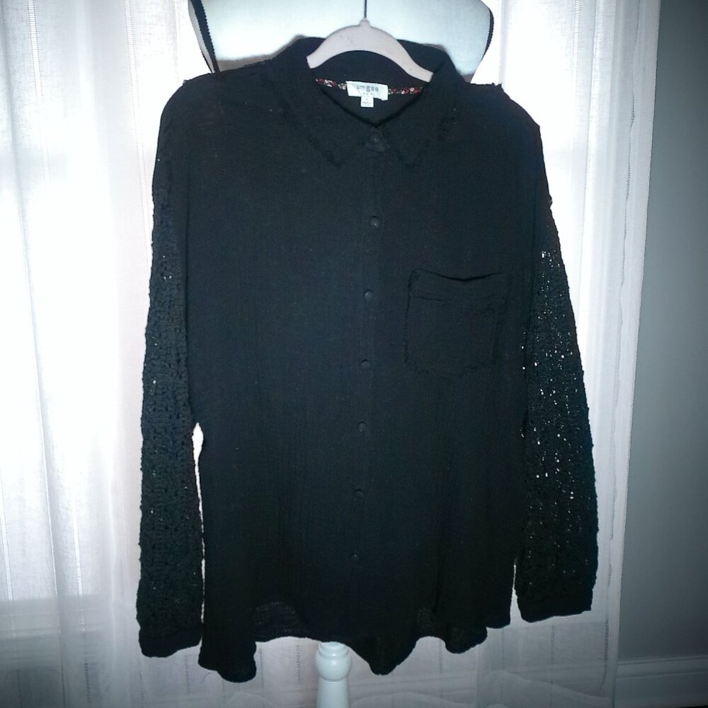 UMGEE USA Blouse Collared Button-Up Gauze Raw Seams Hi Lo Black L